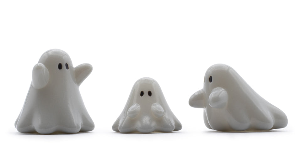 ”I’M A GHOST!” BOO PEARL GRAY