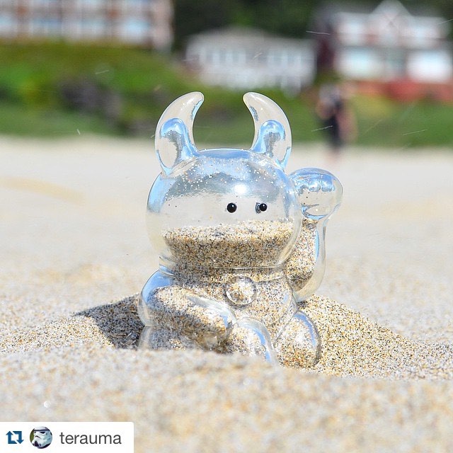 #Repost thank you @terauma ・・・ #uamou #toy #beach #fortunecat