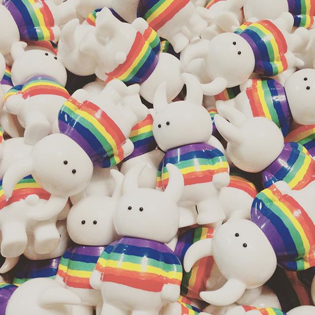 UAMOU X FLUFFY HOUSE “Miss Rainbow Uamou” http://fluffyhouse.bigcartel.com/product/uamou-x-fluffy-house-partii