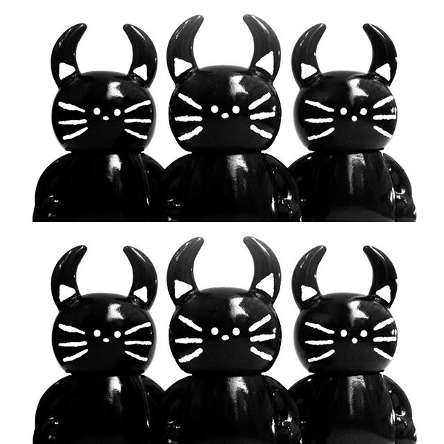 Black Cat Uamou!クロネコウアモウ セパカワにて販売中！本日最終日！ 10:30~18:00まで！ 場所：さくら 〒153-0061 東京都目黒区中目黒2-5-28 1F 限定『黒猫UAMOU』 『シュガースカルUAMOU』 @kaijublue0220 #カイジュウブルー #UAMOU #クロネコ #黒猫 #ソフビ