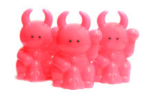 SHOCKING PINK FORTUNE UAMOU