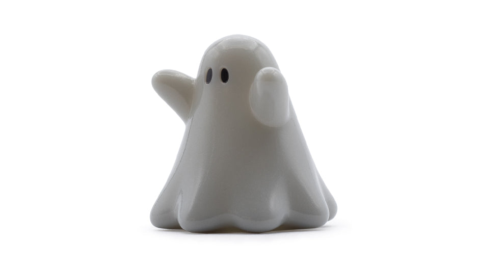 ”I’M A GHOST!” BOO PEARL GRAY